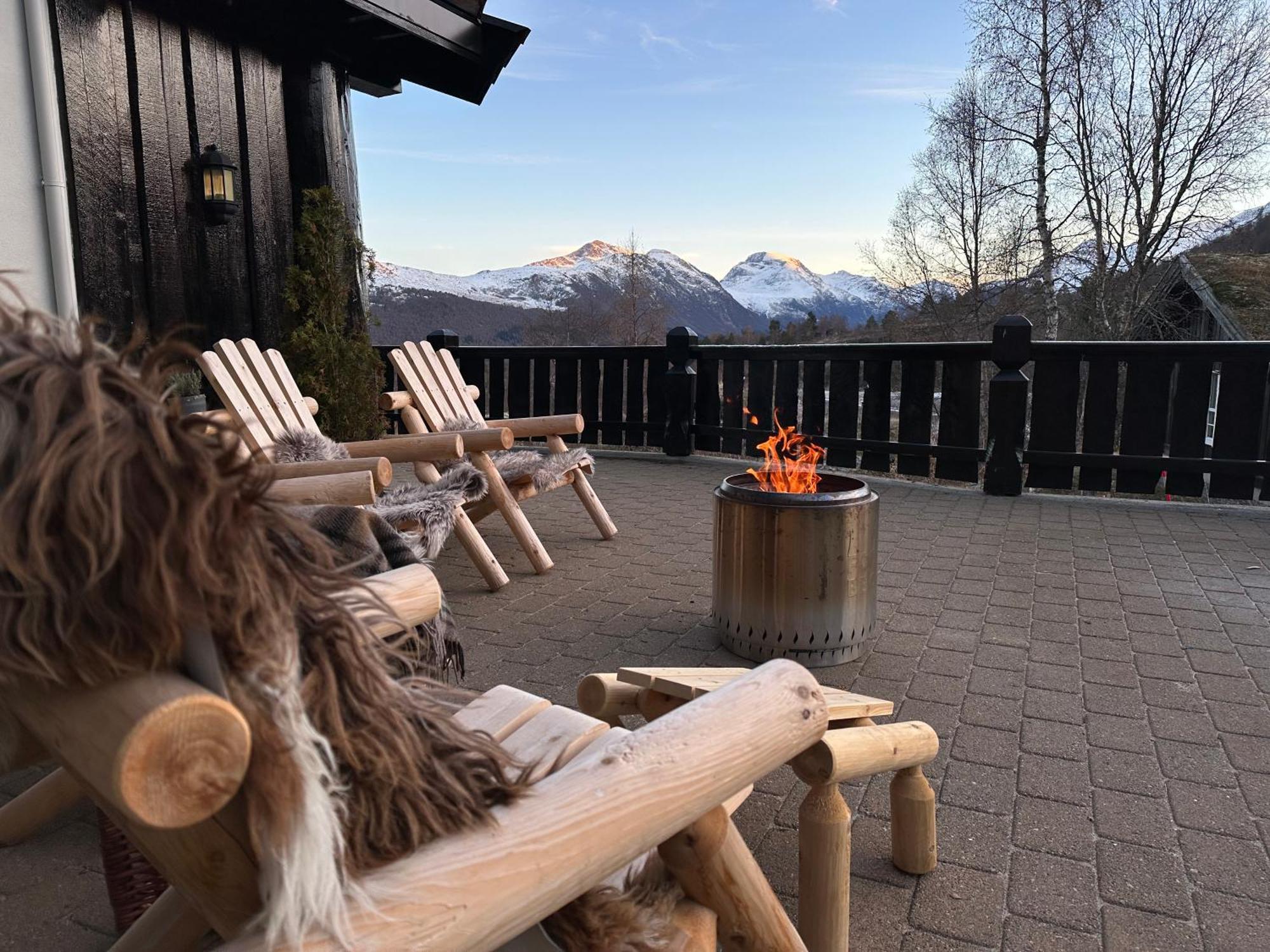 Roalden Mountain Lodge Stranda  Exteriör bild