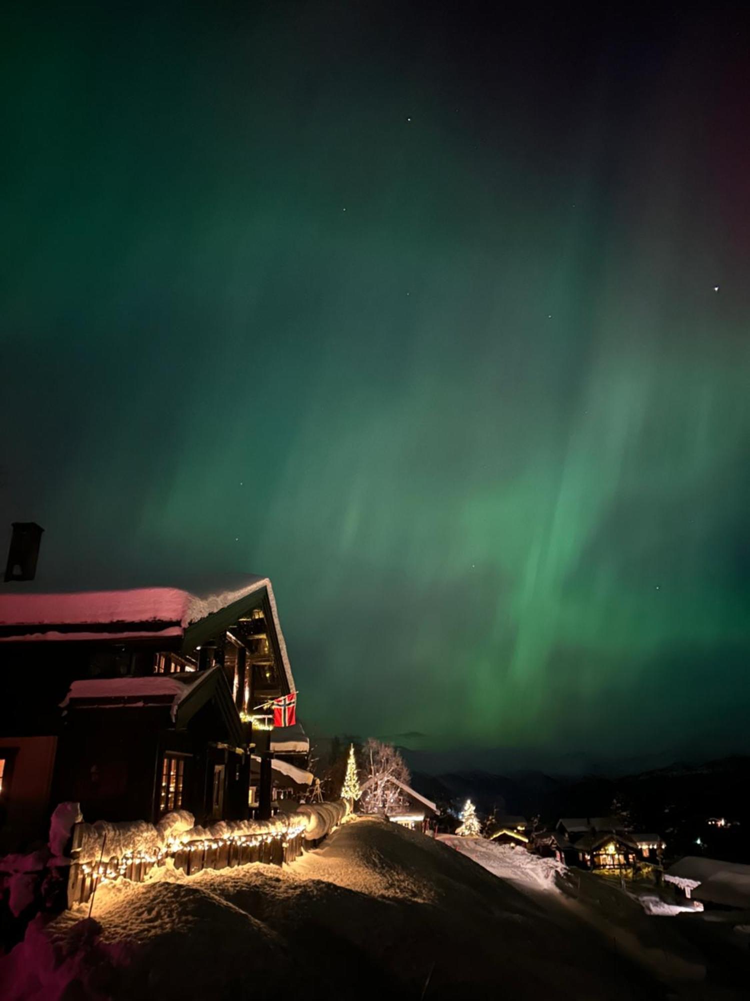 Roalden Mountain Lodge Stranda  Exteriör bild